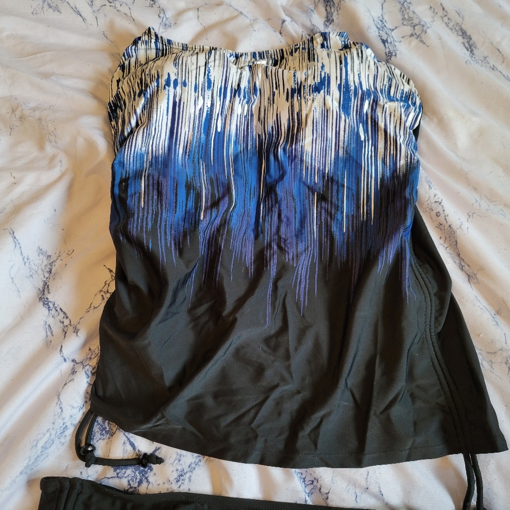 Tankini - Picture 2 of 2